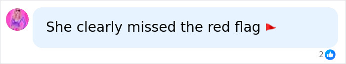 A comment stating She clearly missed the red flag, referring to the disturbing details of the house of horrors.