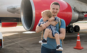 VIP Passenger Picks Drinking Over Taking Care Of Her Kids, Pilot Ends Up Teaching Her A Lesson