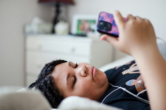 42 Experiences With The Youngest Generation That Make People Feel The World Is Doomed