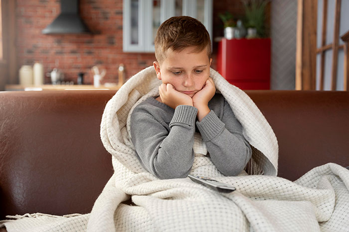 Guy Spends Childhood Playing Second Fiddle To Adopted Bro, Cuts Fam Off, They Want Reconciliation Guy Spends Childhood Playing Second Fiddle To Adopted Bro, Cuts Fam Off, They Want Reconciliation