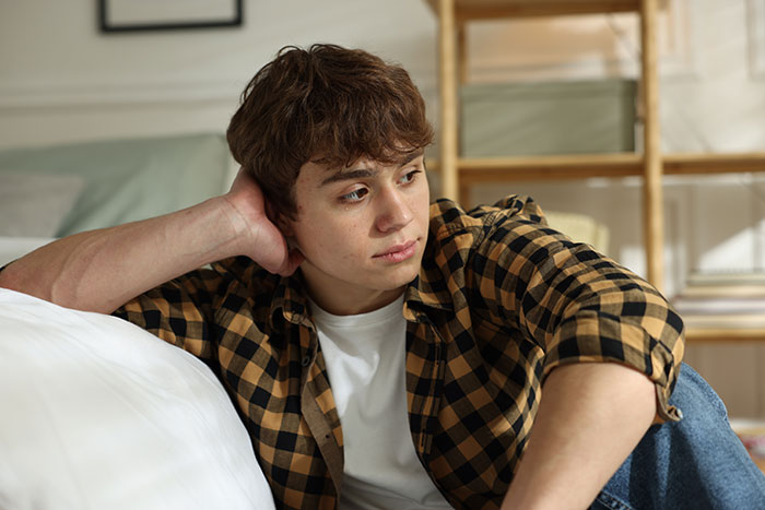 Parents Treat 18YO Like A Practice Kid, Get Mad As He Refuses To Invite Them To His Graduation Parents Treat 18YO Like A Practice Kid, Get Mad As He Refuses To Invite Them To His Graduation