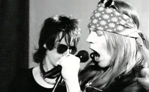 “Is This An Actual Song?”: Guess The Artists Behind These 21 Funky Title Mashups