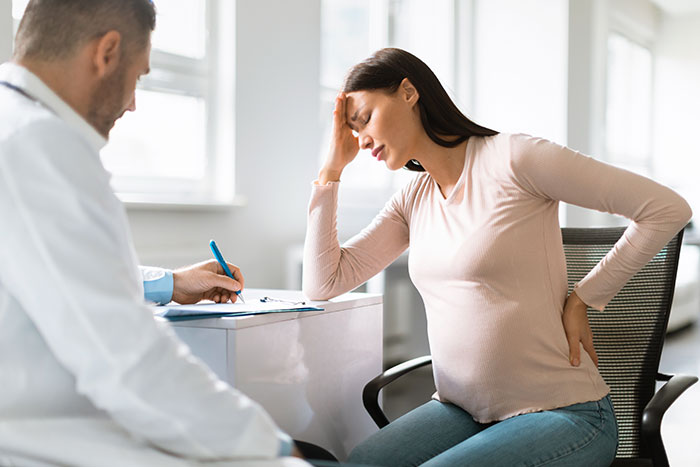 Infertile Woman Just Assumes She Can Take Pregnant Teen Sis’s Baby, Shocked When The Answer Is No Infertile Woman Just Assumes She Can Take Pregnant Teen Sis’s Baby, Shocked When The Answer Is No