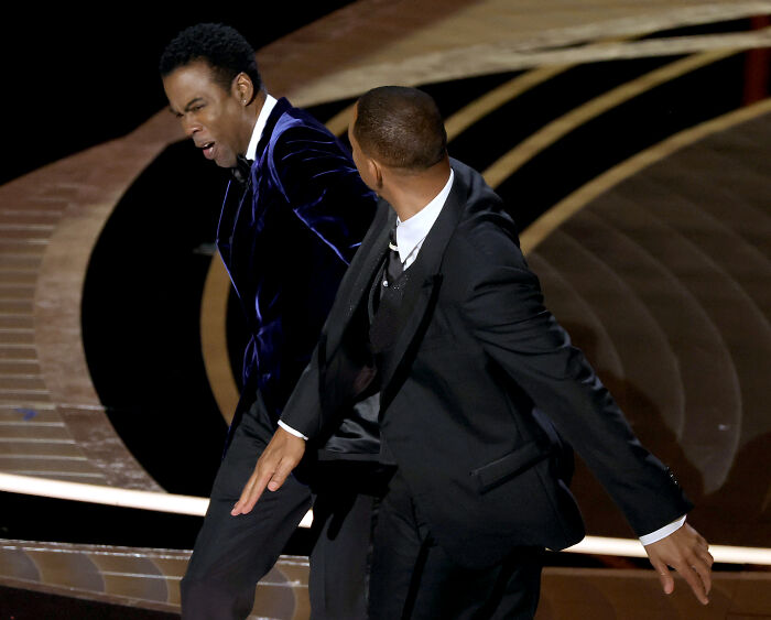 60 Celebrity Moves That Backfired Spectacularly And Might Change How You See Them