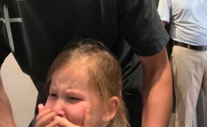 Dad Gives Update After “Male Karen” Harassed Him For Helping His Daughter In Women's Restroom, Made Girl Cry