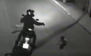 Biker Finds Baby Crawling Out At Night By Herself, Mom's Motives Stun
