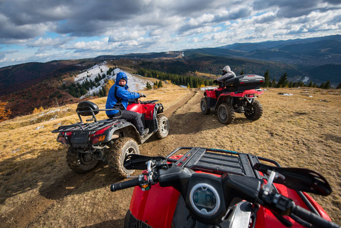 Woman Plans A Casual Hike With Friends, Ends Up Stranded On A Route Better Suited For Bikes And ATVs Woman Plans A Casual Hike With Friends, Ends Up Stranded On A Route Better Suited For Bikes And ATVs