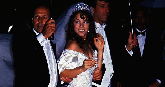 “Divorce Was Destined”: 20 Celebrity Wedding Dresses That Stunned, For Better Or Worse