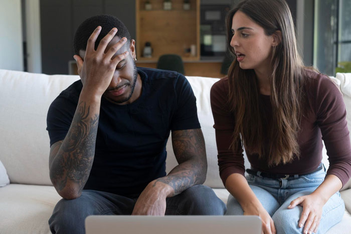 40YO Woman Prioritizes 24YO Friend's Comfort Over Hubby, Lets Her Stay In Their House Indefinitely 40YO Woman Prioritizes 24YO Friend's Comfort Over Hubby, Lets Her Stay In Their House Indefinitely