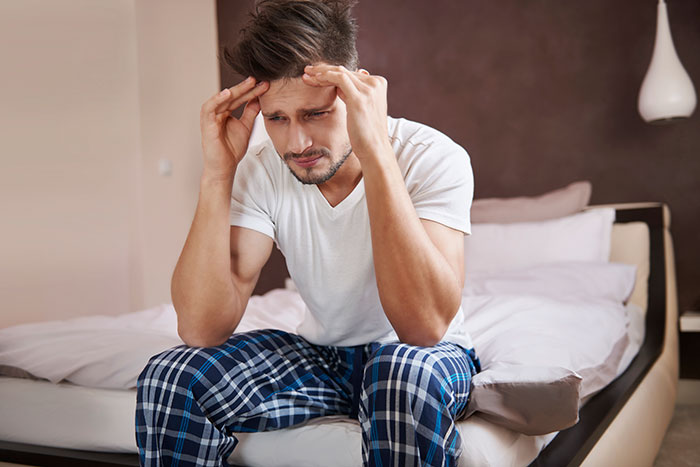 Impulsive Wife Keeps Quitting Jobs, Hubby Realizes His Trust Is Running Out As Fast As Their Cash Impulsive Wife Keeps Quitting Jobs, Hubby Realizes His Trust Is Running Out As Fast As Their Cash