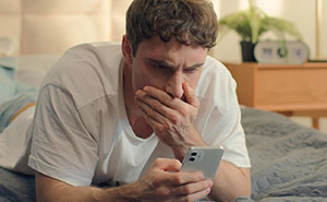 Postpartum Wife’s 1000 Tinder Matches Shock Hubby, But The Truth Shatters Him More