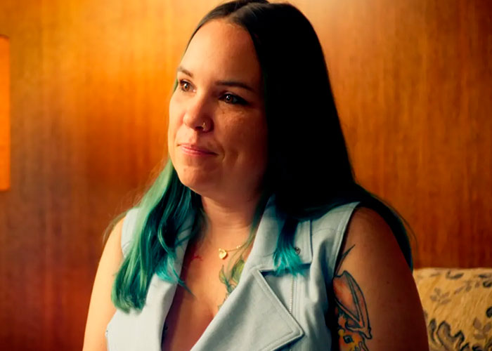 Woman with green hair, one of the four women making allegations against Jared Leto. Woman with green hair, one of the four women making allegations against Jared Leto.