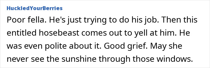 A comment from HukledYourBerries, expressing sympathy for the Hispanic window washer and anger at the White Karen. A comment from HukledYourBerries, expressing sympathy for the Hispanic window washer and anger at the White Karen.