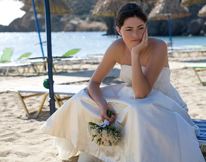 Woman Skips Best Friend's Wedding, Says It's Because She Wanted A Honeymoon, The Real Reason Is Much Worse