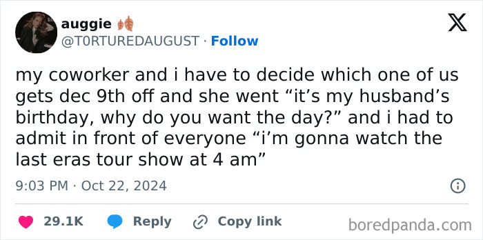A tweet about a coworker argument over a day off, highlighting the painful realities of 9-to-5 life.