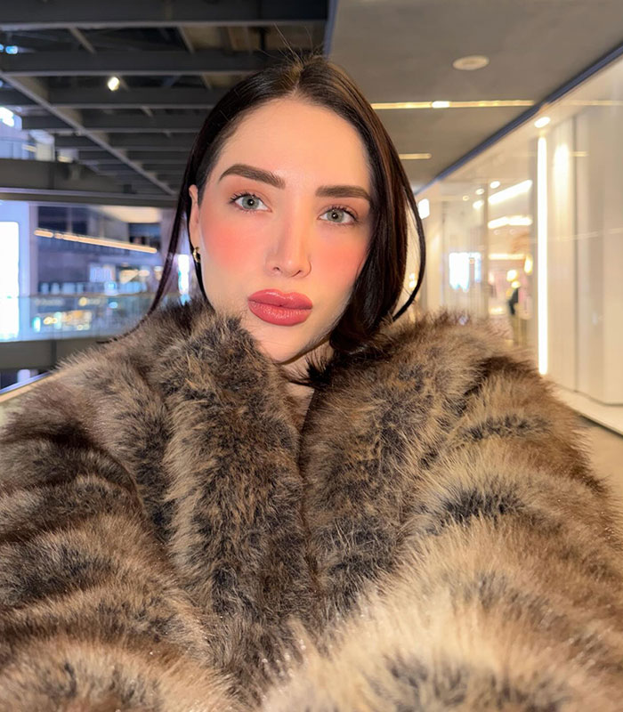 Beauty influencer Adriana Murillo, seen here in a fur coat, tragically passed away following cosmetic surgery. Beauty influencer Adriana Murillo, seen here in a fur coat, tragically passed away following cosmetic surgery.