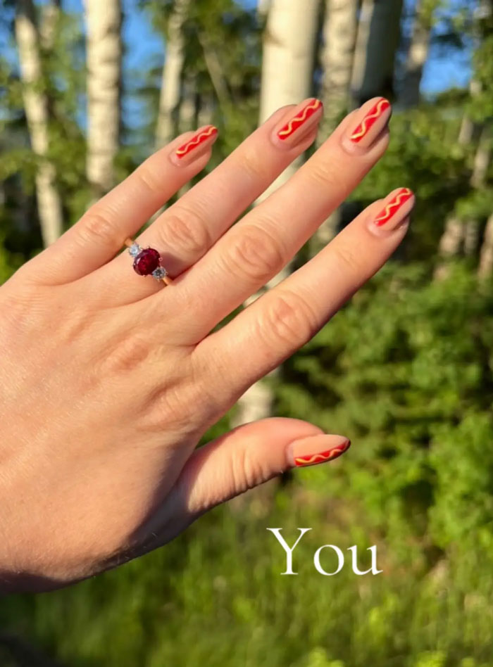 Woman Gets Engaged While Having Hot Dog Nails, Others Share Their Manicures To Make Her Feel Less Alone Woman Gets Engaged While Having Hot Dog Nails, Others Share Their Manicures To Make Her Feel Less Alone