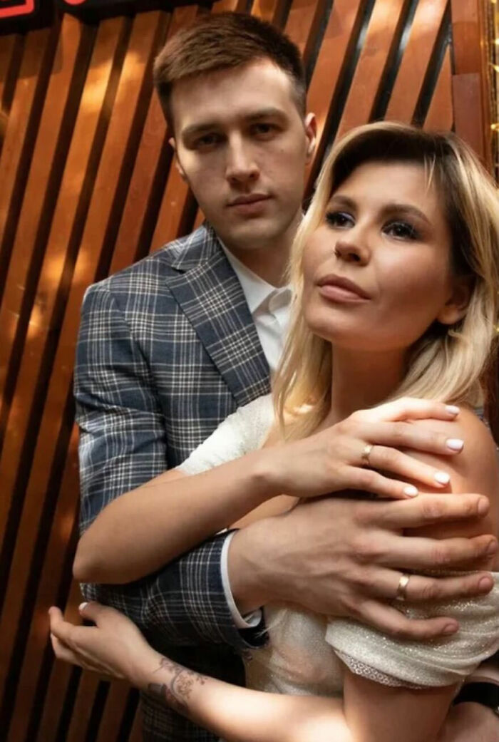 Someone Said, “Show Your Most Cringe Wedding Photo,” And Hilarity Ensued (43 Pics)
