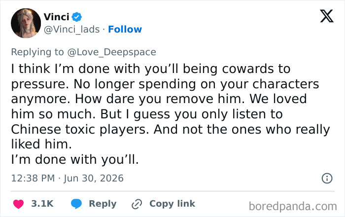 A screenshot of a tweet from Vinci criticizing Love And Deepspace RPG for canceling a new love interest due to fan pressure. A screenshot of a tweet from Vinci criticizing Love And Deepspace RPG for canceling a new love interest due to fan pressure.