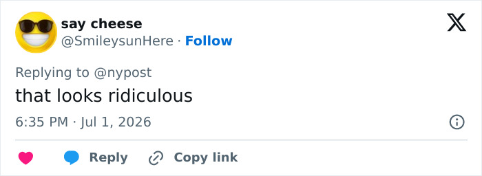 Screenshot of a Twitter comment saying that looks ridiculous, related to Kim Kardashian's micro bikini. Screenshot of a Twitter comment saying that looks ridiculous, related to Kim Kardashian's micro bikini.
