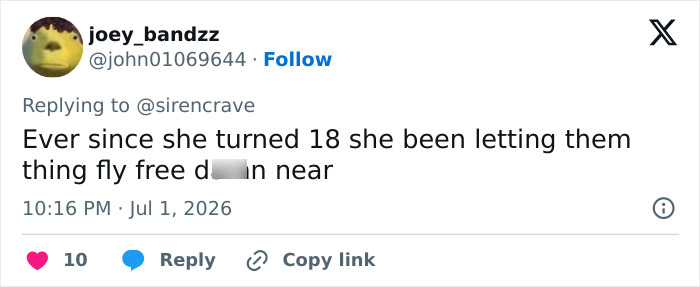 Screenshot of a fan's tweet about Millie Bobby Brown's sheer look, expressing disapproval and fans' anger. Screenshot of a fan's tweet about Millie Bobby Brown's sheer look, expressing disapproval and fans' anger.