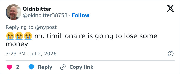 A tweet about multimililionaires losing money on home renovations, reflecting celebs devalued homes. A tweet about multimililionaires losing money on home renovations, reflecting celebs devalued homes.