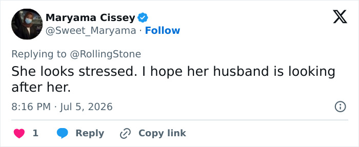 Tweet by Maryama Cissey commenting on Adele's appearance: She looks stressed. I hope her husband is looking after her. Tweet by Maryama Cissey commenting on Adele's appearance: She looks stressed. I hope her husband is looking after her.