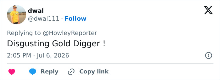 Screenshot of a tweet by dwal criticizing Karoline Leavitt's marriage and age gap, calling her a Disgusting Gold Digger.