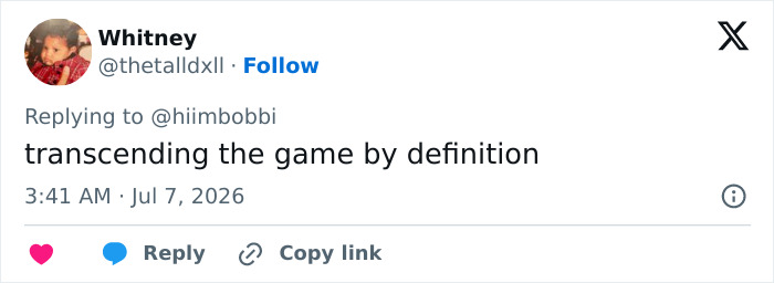 Fans spot a tiny detail in Zendaya's latest look, transcending the game by definition. Fans spot a tiny detail in Zendaya's latest look, transcending the game by definition.