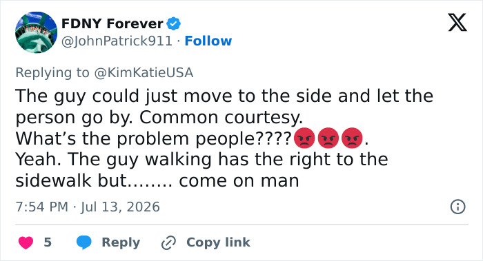 Tweet by FDNY Forever about a cyclist shaming a man for walking his dogs on the sidewalk. Tweet by FDNY Forever about a cyclist shaming a man for walking his dogs on the sidewalk.