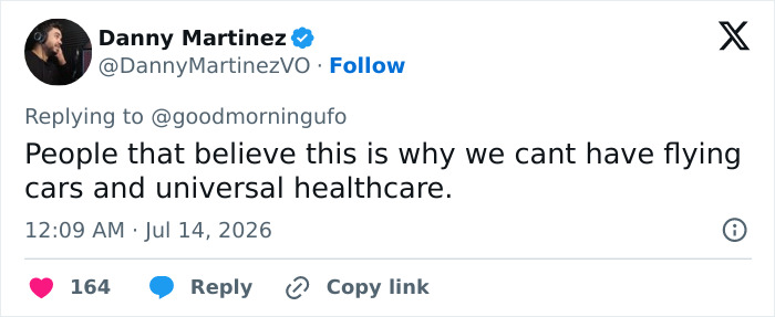 Screenshot of Danny Martinez tweet replying to @goodmorningufo, questioning the alien reveal and James Franco's video. Screenshot of Danny Martinez tweet replying to @goodmorningufo, questioning the alien reveal and James Franco's video.