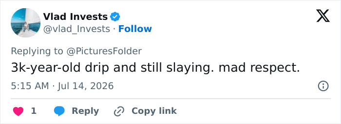 A tweet by Vlad Invests praising Zendaya for wearing 3000-year-old earrings and still slaying. A tweet by Vlad Invests praising Zendaya for wearing 3000-year-old earrings and still slaying.
