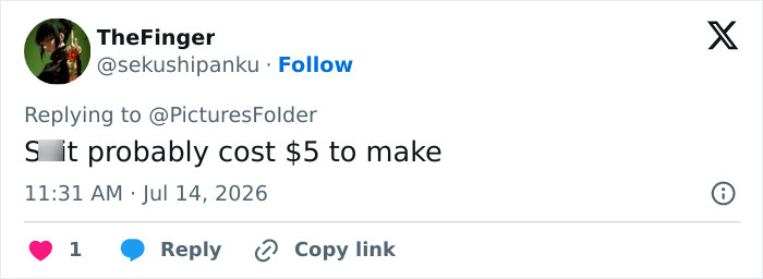 A social media user comments on Zendaya's 3000-year-old earrings, saying they probably cost $5 to make. A social media user comments on Zendaya's 3000-year-old earrings, saying they probably cost $5 to make.