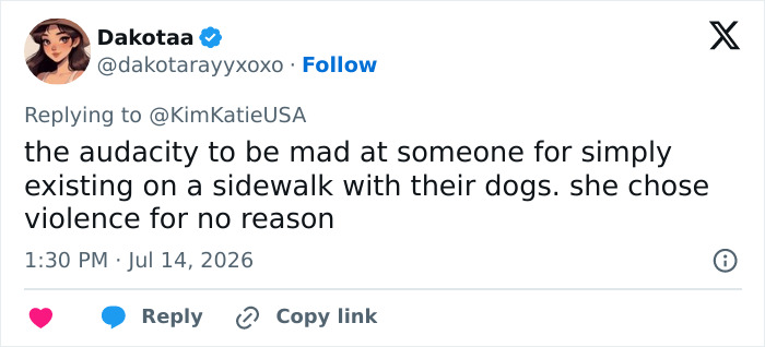 A tweet supporting the man and criticizing the Cyclist Karen for shaming him for walking his dogs. A tweet supporting the man and criticizing the Cyclist Karen for shaming him for walking his dogs.