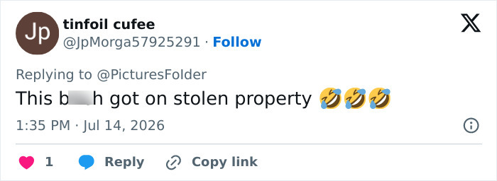 A tweet by JpMorga57925291 claiming Zendaya got on stolen property, regarding the 3000-year-old earrings. A tweet by JpMorga57925291 claiming Zendaya got on stolen property, regarding the 3000-year-old earrings.
