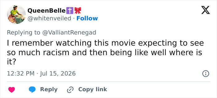 A tweet by @whitenveiled discussing watching Gone With The Wind and not finding the expected racism, amid calls for a boycott. A tweet by @whitenveiled discussing watching Gone With The Wind and not finding the expected racism, amid calls for a boycott.