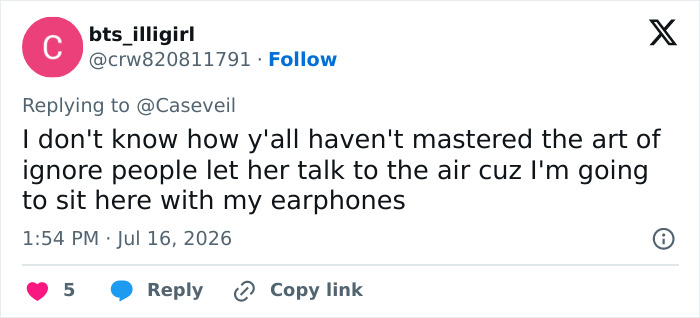 A tweet about ignoring entitled people in public, suggesting the use of earphones to deal with Karen behavior. A tweet about ignoring entitled people in public, suggesting the use of earphones to deal with Karen behavior.