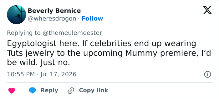 A tweet from Beverly Bernice, an Egyptologist, about Zendaya wearing 3000-year-old earrings. A tweet from Beverly Bernice, an Egyptologist, about Zendaya wearing 3000-year-old earrings.