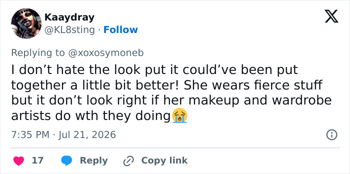 A social media post scrutinizing Taraji P. Henson's appearance and wardrobe choices.
