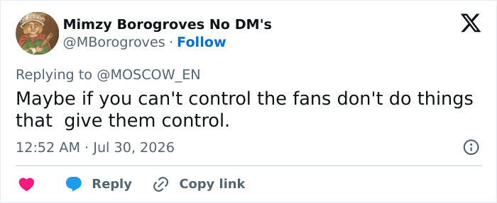 A social media comment from Mimzy Borogroves about controlling fans regarding the Katy Perry bottle stunt.