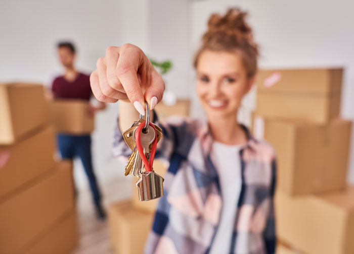 Evil Landlord Ignores Rat-Infested House, Tenant Makes Sure To Ruin Every House Viewing After That Evil Landlord Ignores Rat-Infested House, Tenant Makes Sure To Ruin Every House Viewing After That