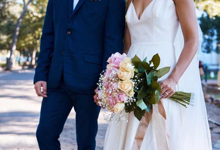 Bride Updates Website A Day Before The Wedding, Gets Upset People Ignored The New Rule Bride Updates Website A Day Before The Wedding, Gets Upset People Ignored The New Rule