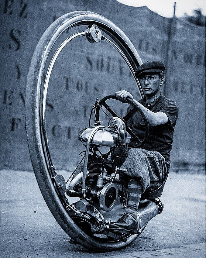 101 Fascinating Historical Photos That Tell Incredible Stories