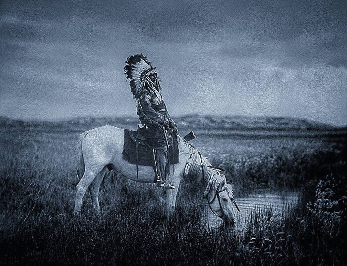 101 Fascinating Historical Photos That Tell Incredible Stories