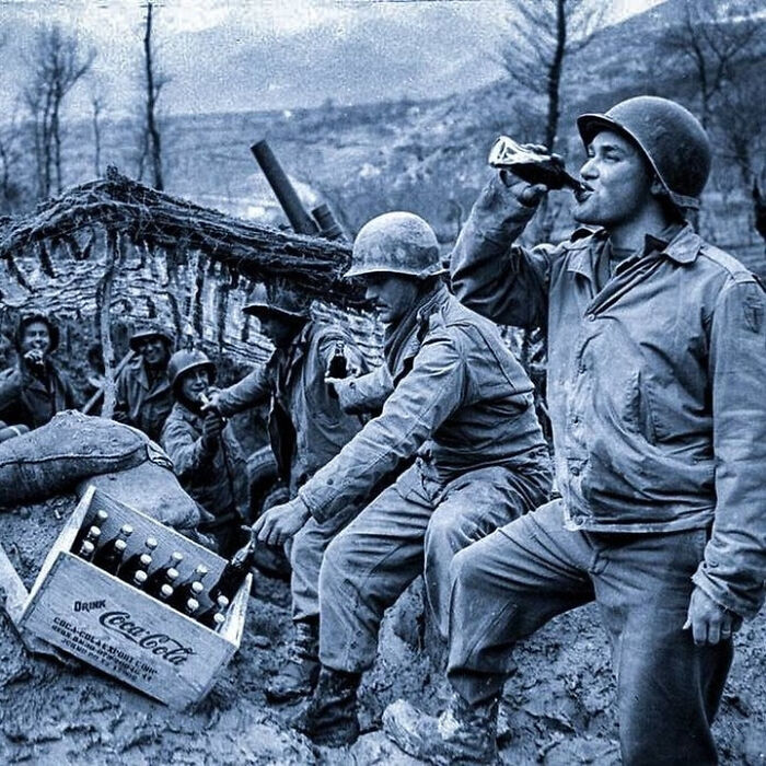 101 Fascinating Historical Photos That Tell Incredible Stories