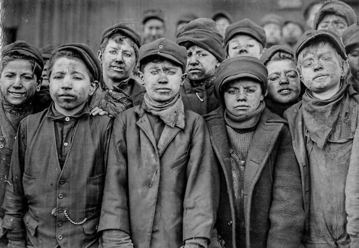 101 Fascinating Historical Photos That Tell Incredible Stories