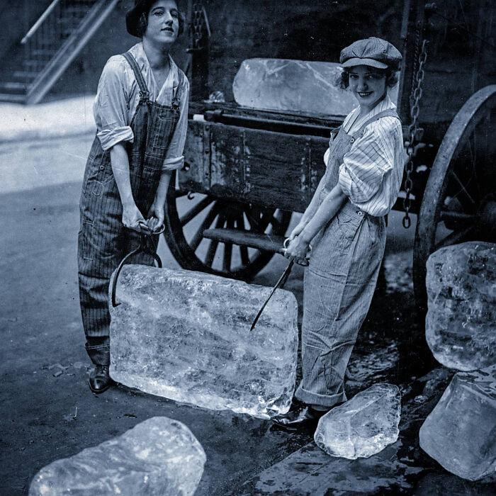 101 Fascinating Historical Photos That Tell Incredible Stories