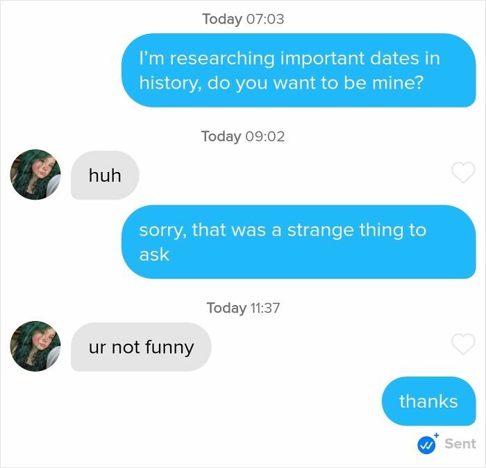 Screenshot of Funny Tinder Texts Messages showing a user making a historical pickup line that falls flat.