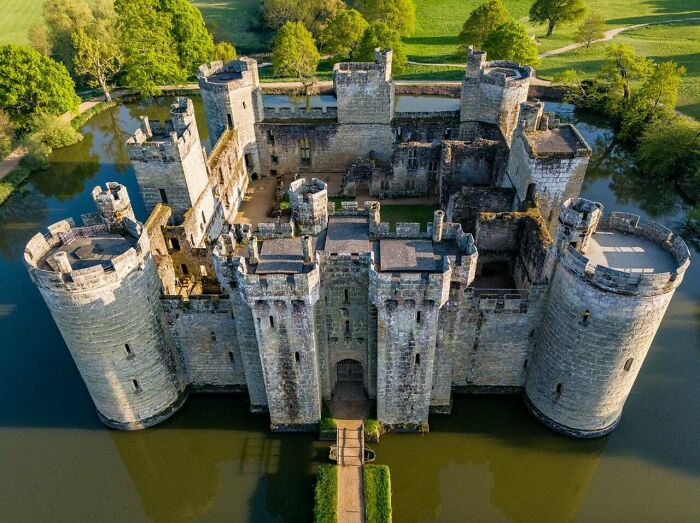 Bodiam Castle, Robertsbridge In East Sussex, England