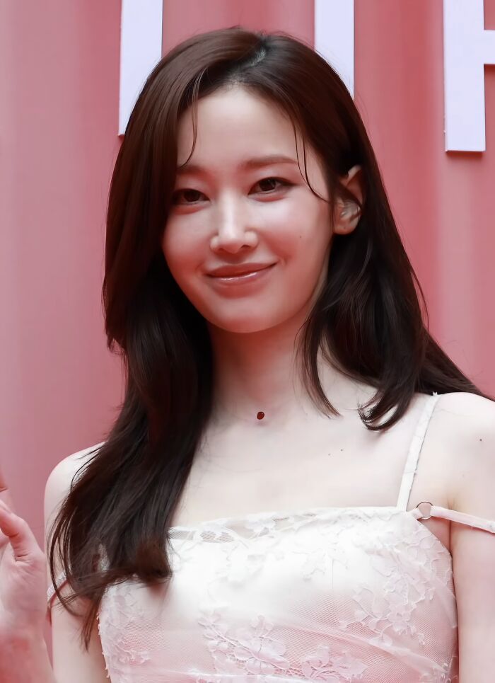 South Korean Actress Jeon Jong-Seo, 32